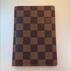 Louis Vuitton Passport Cover in Damier Ebene